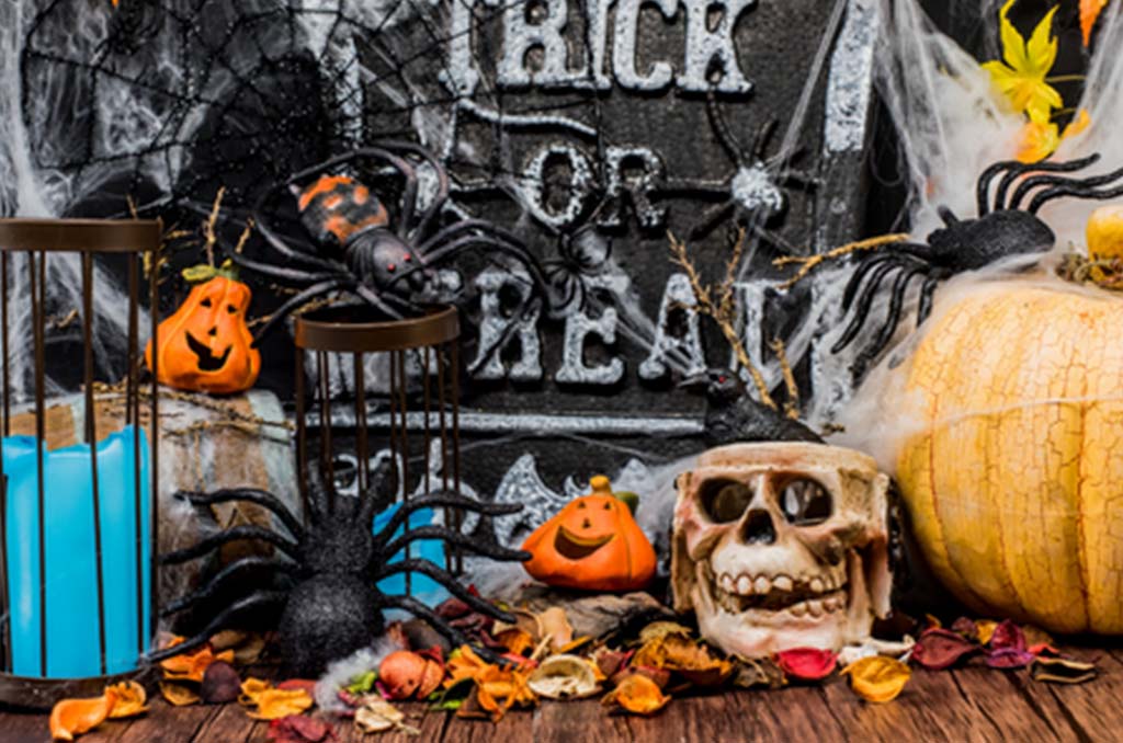 19 Best Places To Get Free Halloween Stuff In 2024